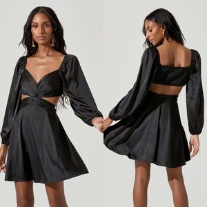 ASTR the Label Anamaria Cutout Long Sleeve Mini Dress Black Satin NWT Size Small